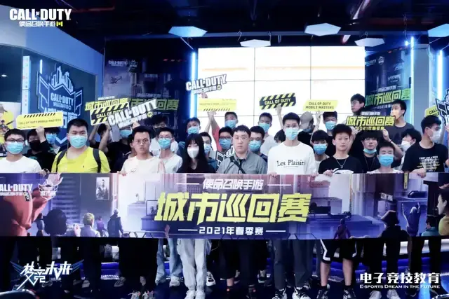 都涌现出多