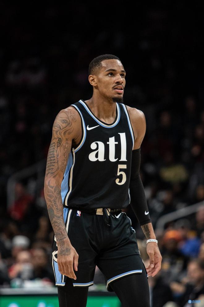 维瓦球场以 维瓦球场以