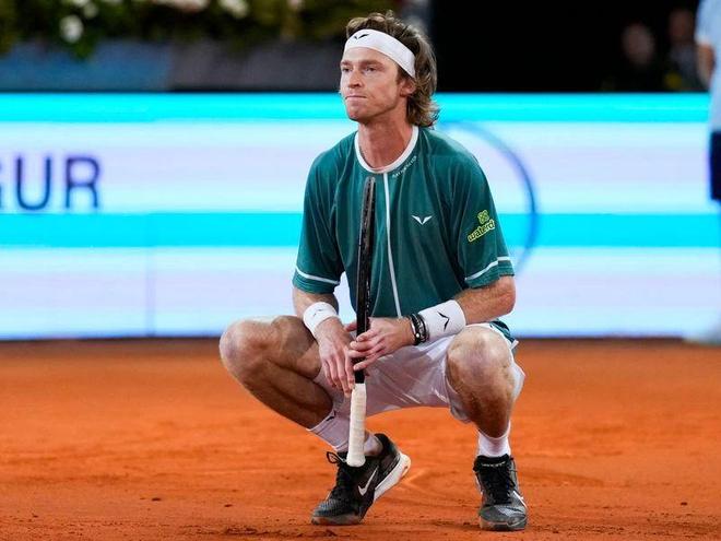 挺举的每一 挺举的每一