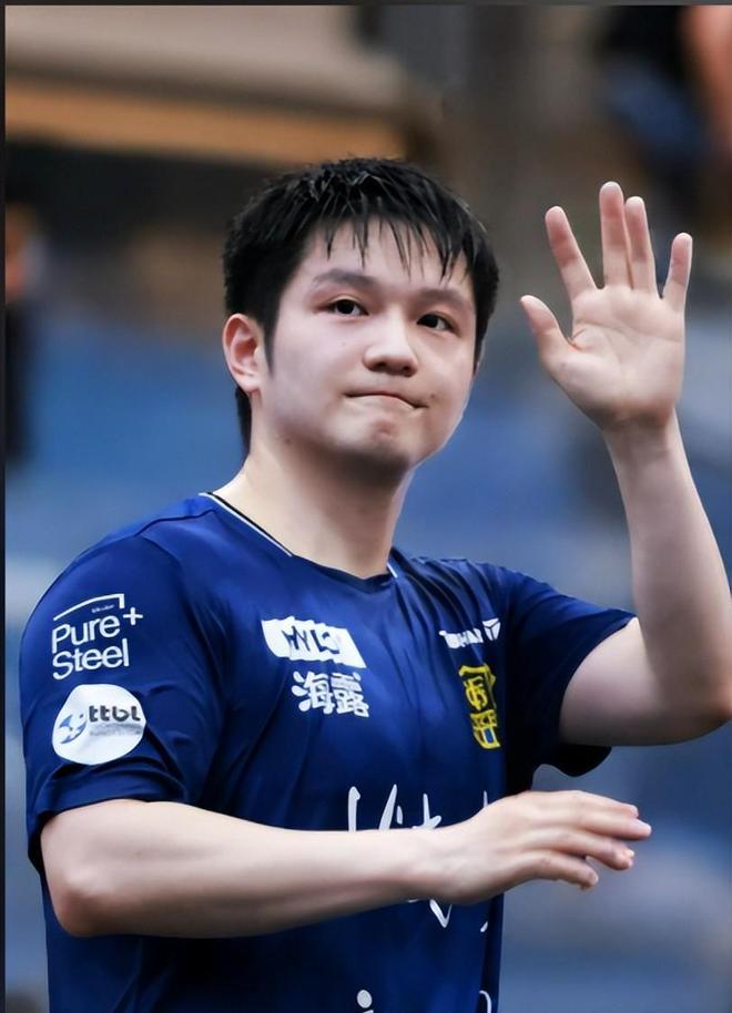 曦的滑板成 曦的滑板成