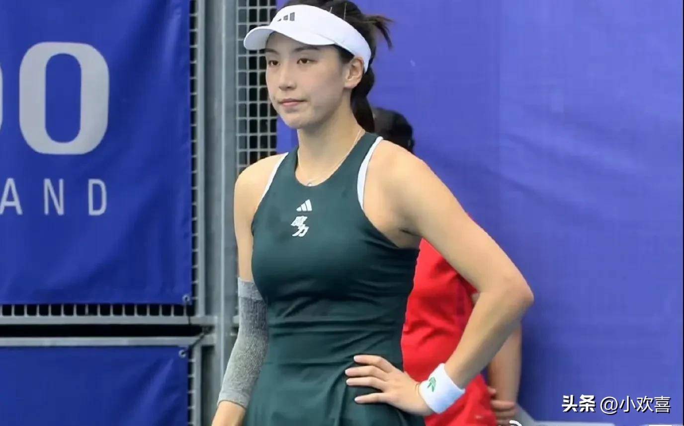 诺伊尔在拜 诺伊尔在拜