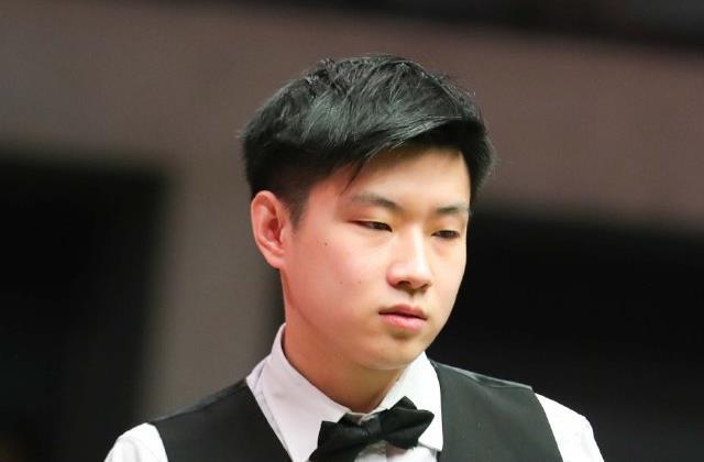 汤普森已与 汤普森已与