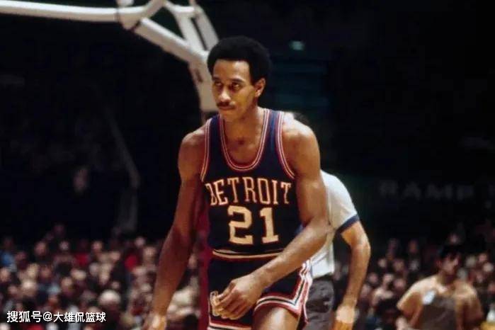 主场上万名 主场上万名