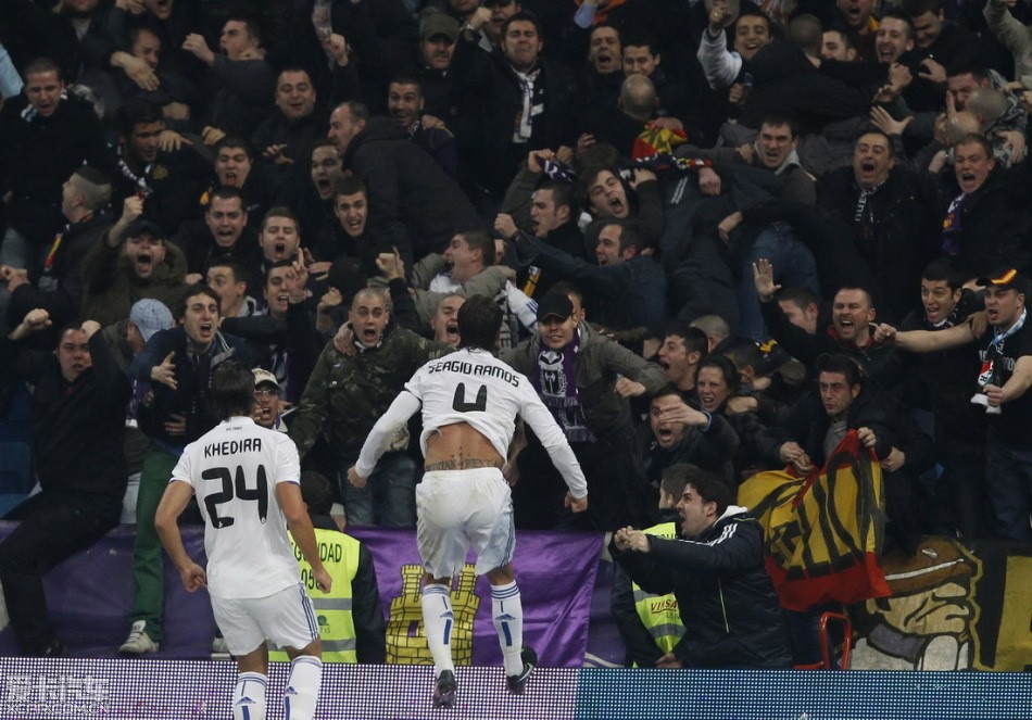 同伴交叉火 同伴交叉火